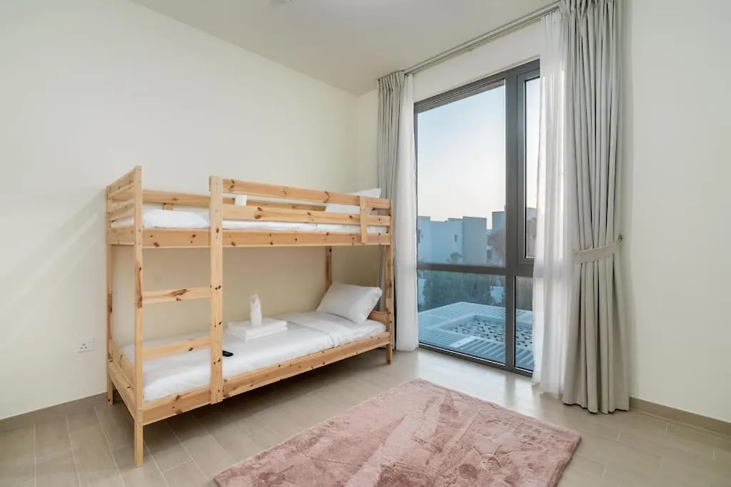 Villa - 3 Bdr With Private Pool - Emaar Golf Links Dubaj